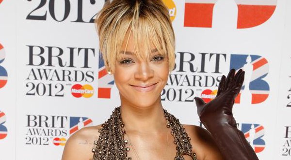 Rihanna alista su 'reality' show de moda