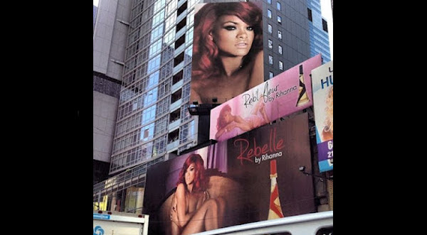 Rihanna desnuda en el Times Square