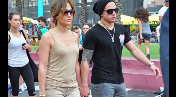 Jennifer Lopez hizo firmar un contrato de fidelidad a su novio