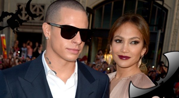 Jennifer Lopez y Casper Smart festejan su primer aniversario