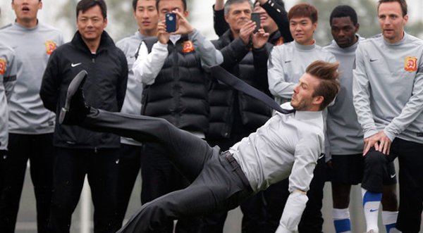 Fotos: David Beckham se dio tremenda caída en China