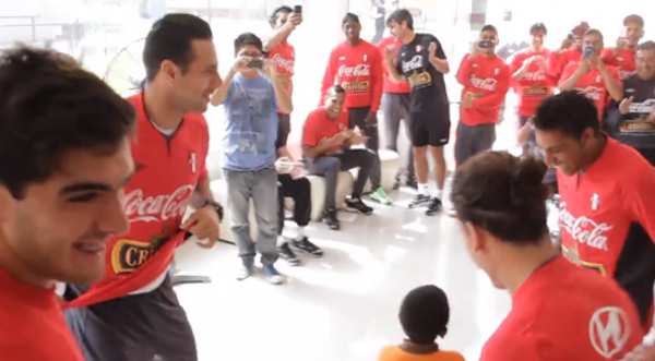 Pizarro, Herrera, Advíncula y Benavente se animaron a bailar un festejo  – VIDEO