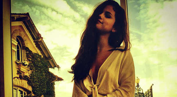 Video: Selena Gomez confiesa que es 'llorona'