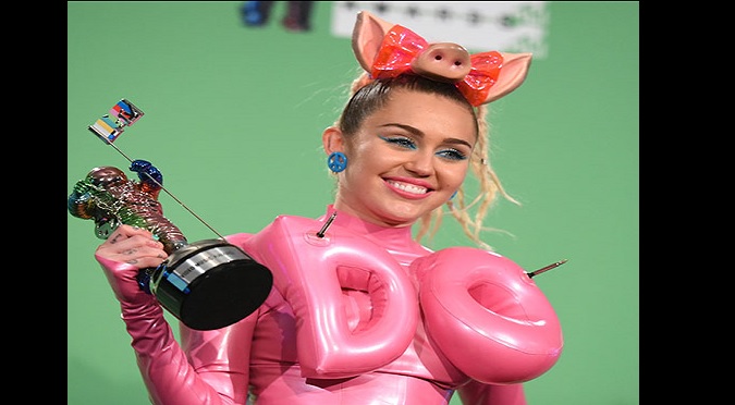 ¿Con Hannah Montana? Miley Cyrus confirma así su regreso a la televisión