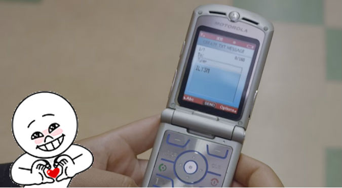 ¡Regresa el 'sapito'! Motorola traerá de regreso su celular con tapa – VIDEO