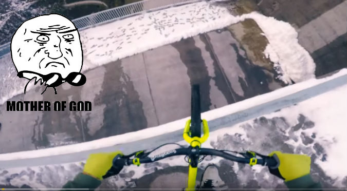 YouTube: Este es el reto más aterrador que verás ¡A 200 metreos de altura en 'bici'!
