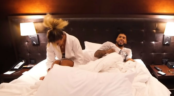 Karol G y Anuel hacen sexy baile a ritmo de 'Secreto' (VIDEO)