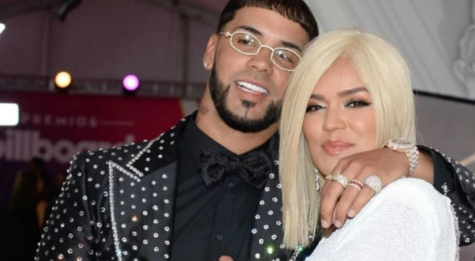 Karol G y Anuel sufren millonario robo en Chile (VIDEO)