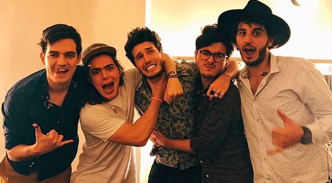 Sebastián Yatra y Morat anuncian su primera colaboración juntos llamada “Bajo la mesa”