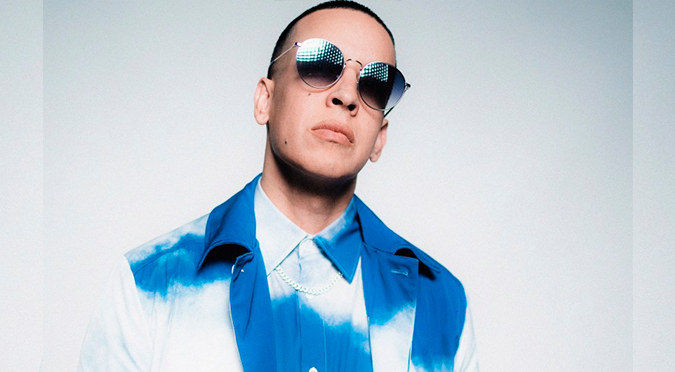 Daddy Yankee firma contrato multimillonario con Universal Music Group