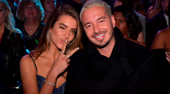 J Balvin hizo llorar a su novia con emotiva sorpresa para su cumpleaños | VIDEO