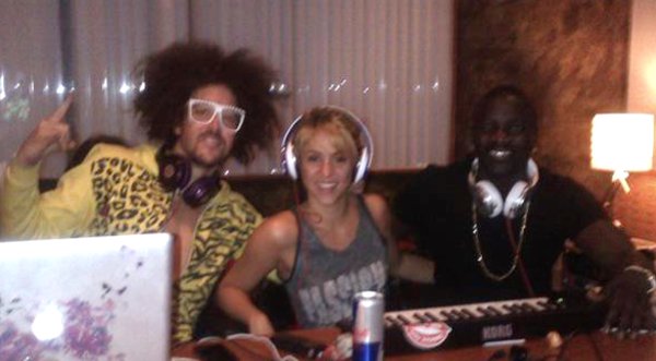 Shakira graba nuevo álbum en compañía de otros artistas