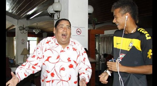 Neymar podría cantar con Tongo en Lima