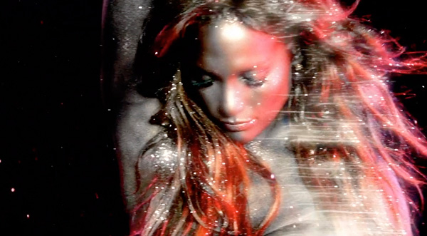 Jennifer Lopez lanza sensual video 'Dance again' junto a Casper