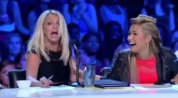 Video: Britney Spears se alocó en The X Factor