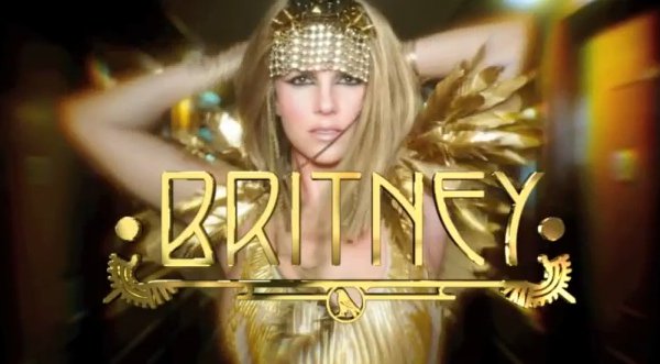 Video: Britney se transforma para videoclip de su fragancia