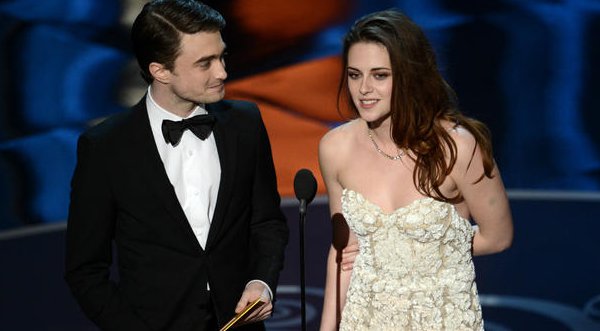 ¿Qué dirá Robert Pattinson? Daniel Radcliffe quería cargar a Kristen Stewart
