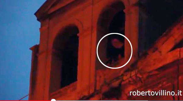 Video: 'Monja fantasma' tiene a todos aterrados en Palermo