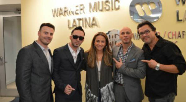 Alexis y Fido se unen a Warner Music Latina