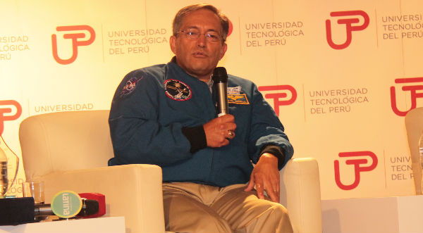 Astronauta peruano llegó a Lima para incentivar a los jóvenes
