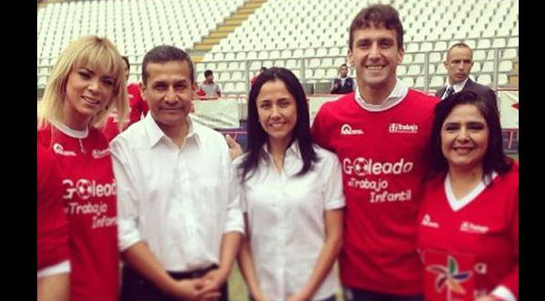 Fotos: Combatientes y Guerreros juntos a Ollanta Humala y su esposa