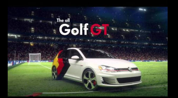 ¿Te imaginas la final del mundial de fútbol con autos en la cancha?  - VIDEO