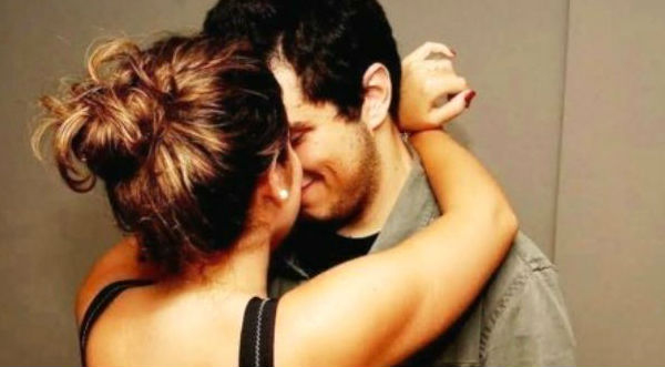 3 razones científicas para que te decidas abrazar más a tu pareja