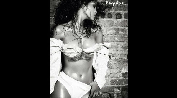 Rihanna vuelve a mostrar toda su sensualidad en infartante sesión- FOTOS
