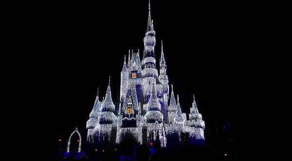 Checa las mejores imágenes de las vacaciones en Disney de Ken Y - Fotos
