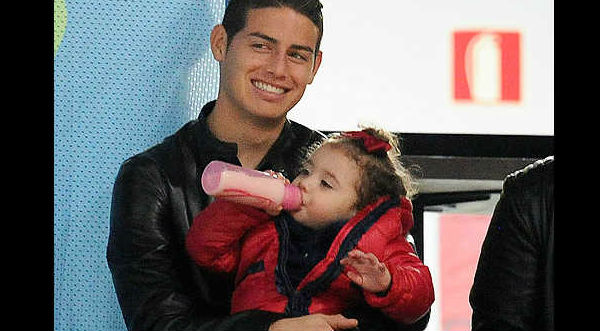 Tierna imagen de James Rodríguez junto a su hija alborota las redes sociales- FOTO