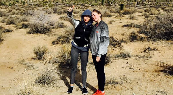 Miley Cyrus comparte tiernas imágenes familiares - FOTOS