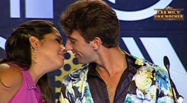 ¡De infarto! Katia Palma y Antonio Pavón se besaron - VIDEO