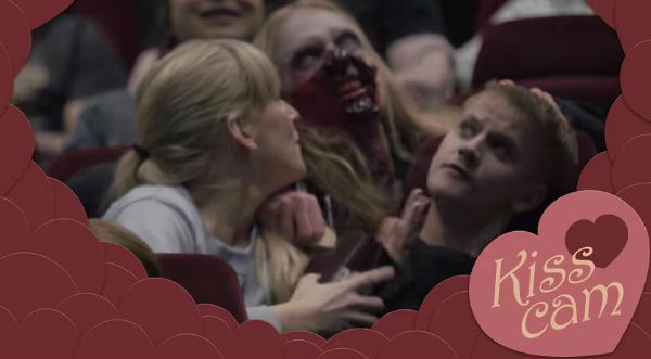¡Aterrador! ‘The Zombie Kiss Cam’, la versión tenebrosa de la ‘Kiss cam’ - VIDEO