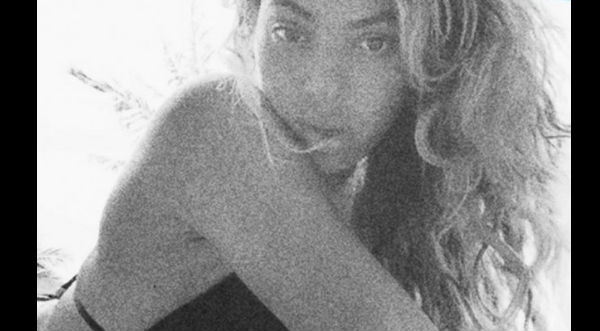 ¡Infartante! Beyoncé luce su escultural cuerpo en Hawái- FOTOS
