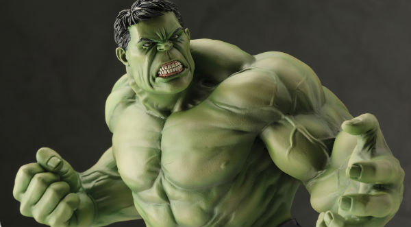 Conoce al hombre que quiso ser como 'Hulk' y casi le amputan los brazos - FOTOS