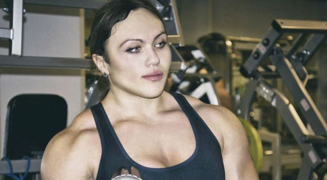¿La novia de 'Hulk'? Conoce a la joven rusa que levanta 240kg- FOTOS