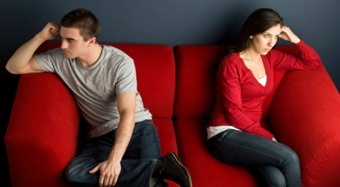 8 señales para descubrir que tu pareja no te valora