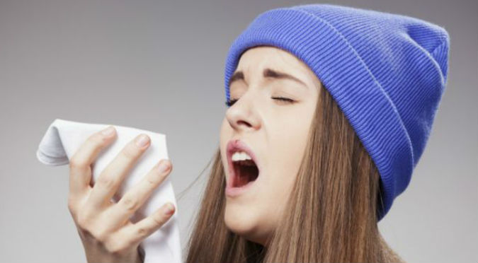 Descubre por qué es malo aguantarse los estornudos