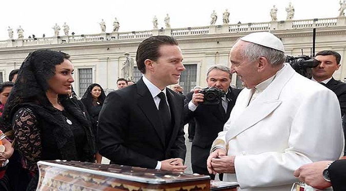 ¡Noooo! Entérate qué ex RBD estuvo con el Papa Francisco (FOTO)