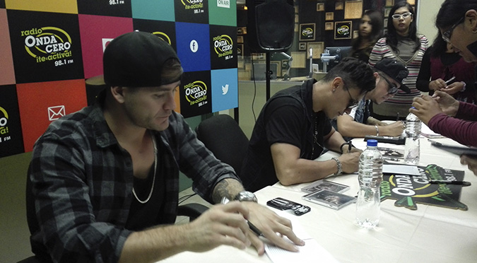 ¡Así fue la firma de autógrafos con Flex, Kale y Pancho Rodríguez!