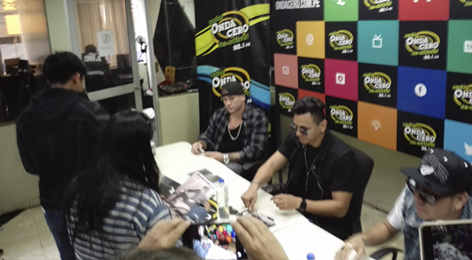 ¡Así fue la firma de autógrafos con Flex, Kale y Pancho Rodríguez!