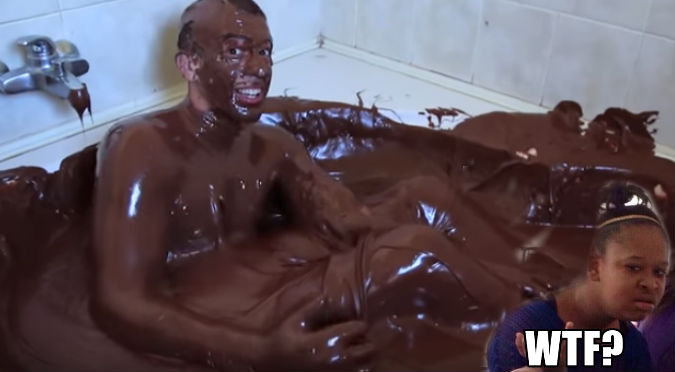 YouTube: Se sumergió en una tina repleta de Nutella y su cuerpo reaccionó así