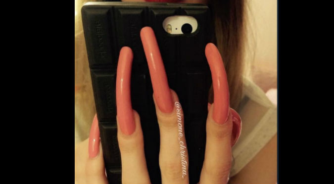 Viral: No se cortó las uñas en 3 años y ahora luce así  - FOTOS