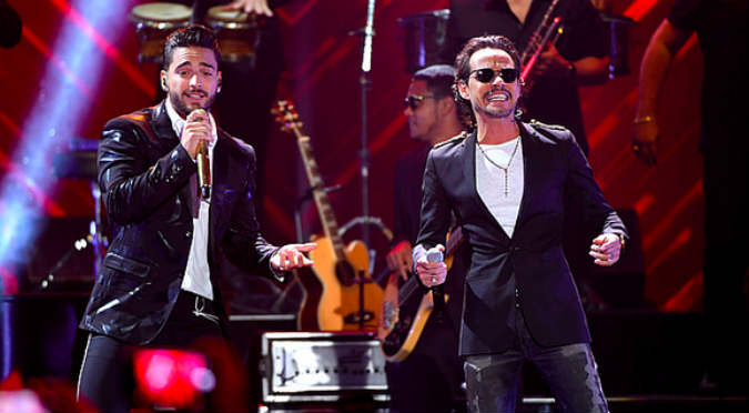 ¡Tonazo! Maluma y Marc Anthony cantaron 'Felices los 4' en versión salsa (VIDEO)