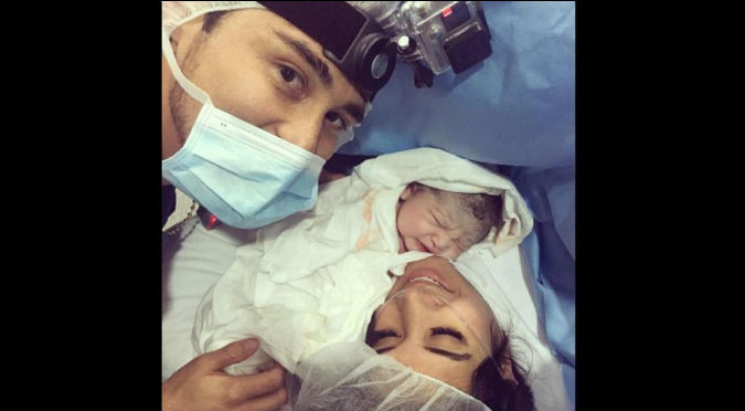 Melissa Paredes y Rodrigo Cuba presentaron a su hermosa hija (FOTOS)