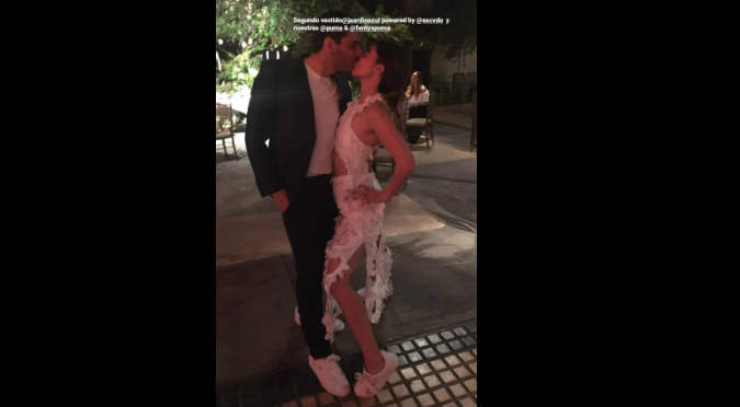 Alessandra Denegri usó zapatillas en su matrimonio y así reaccionan en redes