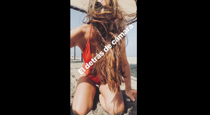 Rebeca Escribens posa con sexy bikini rojo y deja a todos en shock