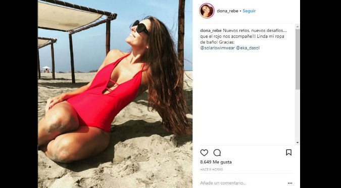 Rebeca Escribens posa con sexy bikini rojo y deja a todos en shock