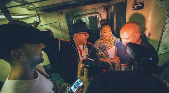 Daddy Yankee enseñó a Janet Jackson a usar el metro (VIDEO)