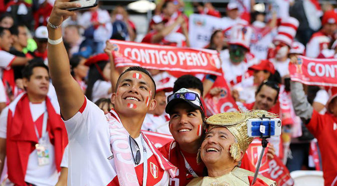 FIFA The Best: Hinchada peruana ganó Premio a la Afición (VIDEO)